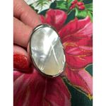 Ring / Mother of Pearl / Silver Tone / EUC Photo 1