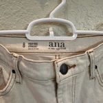a.n.a  Women's 8 High-Rise Straight Leg Jeans Neutral Wash Denim Everyday Casual‎ Photo 2