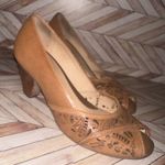 Size 7 Nurture Brown Leather High Heels Kitten Pumps Photo 1