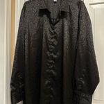 Old Navy  Women's Textured black Satin Button-Down Boyfriend Shirt Size XXL Tall Photo 4
