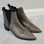Acne Studios ‎ Jensen Taupe Leather Chelsea Boots Women's Sz 38 Pointed Toe Italy Photo 0