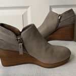 Dr. Scholl's Gray Wedge Ankle Shoes Tan Size 8.5 Photo 2
