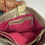 Nine West Cream and Pink Totes Elegant and Spacious Photo 5