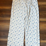 White blueberry print coquette pajama pants Photo 0