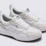 Vans UltraRange Neo VR3 Shoe
Women 8.0 US Mens 6.5 US Photo 0