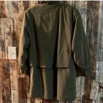 Gallery Women's Green Zip Up Lightweight Jacket size small Photo 2