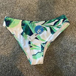 Cupshe NWT! Women’s  white with green leaf bikini bottoms size Medium Photo 2
