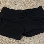 Lululemon Black Speed Up 2.5” Size 8 Photo 2