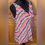 Trina Turk  Cowl Neck Sleeveless Vibrant Abstract Print Silk Blouse Size‎ Large Photo 3