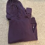 Lululemon Sweatshirt Photo 0