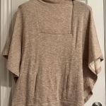 Simply Noelle Boutique Hooded Short Sleeve Sweatshirt Photo 2