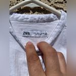 ZARA  Crisp White Button Down‎ Shirt Photo 2