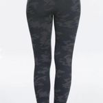 Spanx LOOK AT ME NOW BLACK CAMO LEGGING size M NWT. Comfortable,seamless shaping Photo 1