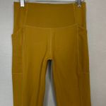 Girlfriend Collective  Leggings Capri Mustard Yellow Side Pockets Cropped Medium‎ Photo 4