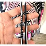 Have pink black and white sleeveless dress Photo 6