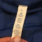 Lululemon  Royal Blue Women’s Cropped Leggings Photo 3