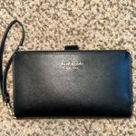 Kate Spade Wristlet Wallet Photo 0