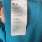 FIGS Women's Teal Short Sleeve Top Photo 4