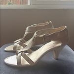 Bandolino  Size 9 1/2 Tan Nude Patent High Heel T-Strap Dress Sandals Man-Made Photo 1