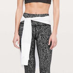 Lululemon Wunder Under Crop High Rise 21" Luon Suited Jacquard Leggings Size 4 Photo 0