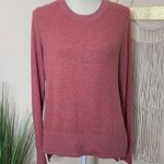 Alo Yoga  • alolux glimpse long sleeve split tee Photo 2