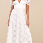 Lulus Gorgeous Elevation NWT size XL White Lace Rosette Puff Sleeve Midi Dress Photo 0