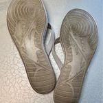 Tommy Bahama | ladies Relaxology lonna Leather Flip Flops. Size: 9 Photo 3