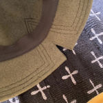 None Vintage green wool hat with gold brooches Photo 11