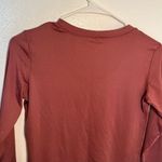 Long Sleeve Athletic Top V Photo 7