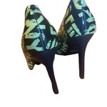 DKNY  Women's Green and Black Courts size 6 Photo 3