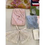 Lot of 18 Vintage Handkerchiefs, Scarves, Wrist Bow, Bag Photo 1