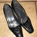 Stuart Weitzman ✨ black bow low heeled pumps Photo 0