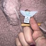 Time & Tru  Mauve Sherpa Vest Medium Photo 2