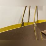 Marc by Marc Jacobs  Colorblock Tote with attachable pouch. Like new condition Photo 4