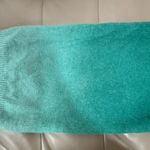 H&M  wool blend ombré green tube scarf    Photo 1