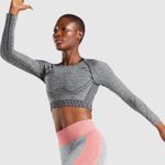 Gymshark HYPER AMPLIFY LONG SLEEVE CROP TOP in Black Marl/Black Photo 0