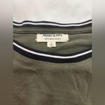 Heart Hips Dark Green Crew Neck Top Photo 2