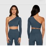 Set Active  Women's One-Shoulder Top Photo 1