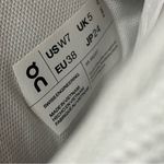 New in box On Cloud Women The Roger Clubhouse Mid White Sand Size 7 Photo 13