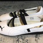 Puma  Speedcat Ballerinas Shoes White and Black Photo 1