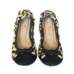 Me Too Women's Size 6 Cheetah Leather Upper Ballerina Flats Photo 1