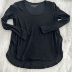 Beyond Yoga Featherweight Scoop Neck Curved Hem Long Sleeve Top Darkest Night S Photo 0