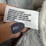 Colsie Women’s Medium Large Gray White Fuzzy Snowflake Winter Robe Headband Set Photo 8