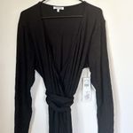 Good American NWT Black DayNight Ribbed Wrap Midi Dress - Size 7 (4XL) Photo 2