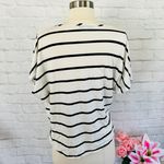 Elizabeth and James Top Photo 6