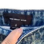 Who What Wear  women's size 6 light washed jeans with pearls Photo 3