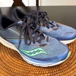 Saucony   everun kinvara 9 Blue and Green Athletic Sneakers Photo 0