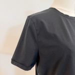 Vuori Organic Cotton Feather Short Sleeve Tee Athletic T-Shirt Gym Casual Small Photo 3