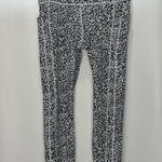 Athleta Ultimate Stash II Textured 7/8 Tight Photo 2