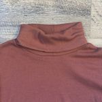 Dark pink/rose waffle knit sweater Size M Photo 3